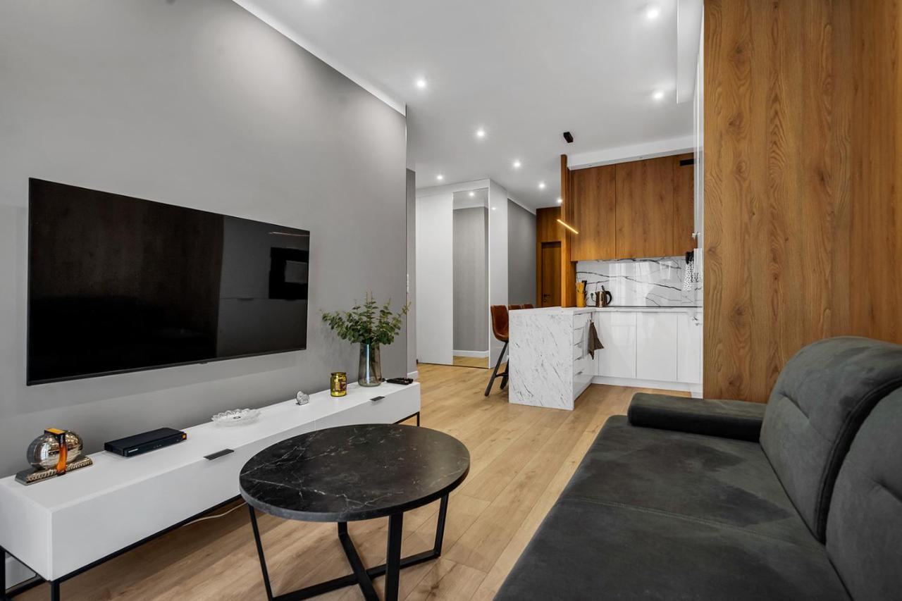Lotnisko Chopina Modern Apartment Varsóvia Exterior foto
